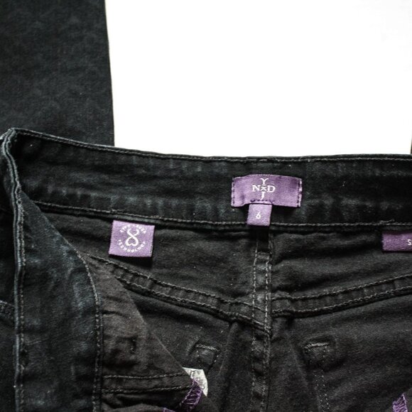 NYDJ Black Skinny Jeans Honey Comb Print S… - Picture 5 of 6